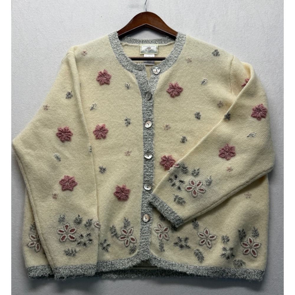 Vintage 90s Susan Bristol Floral Cardigan Cottagecore Grannycore Romantic Knit